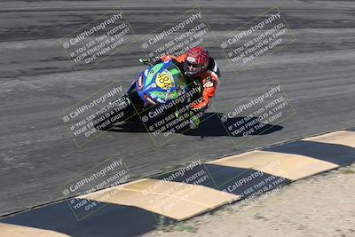 media/Jan-16-2026-CVMA Friday Practice (Fri) [[6f2bf47531]]/5-Racer 4-Trackday1/Session 2 (Bowl)/